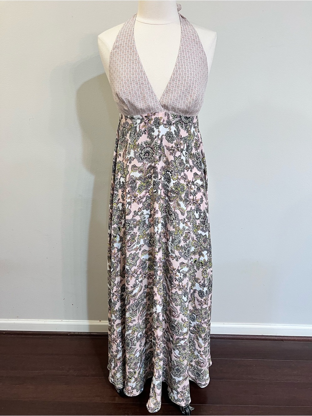 Vintage 2000s Y2K Victoria's Secret Pink Floral Halter Maxi Dress M Boho